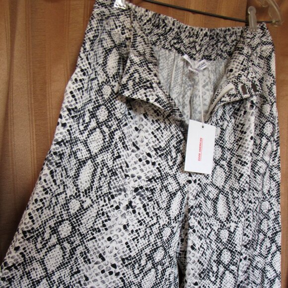 Good American Women’s Pants Snake Size 1 ,Wide Leg.Satin - Picture 1 of 9